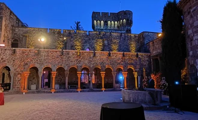 Installation du matériel audiovisuel, Cannes, Audio Media Light