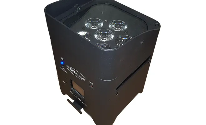 Projecteur sur batterie 